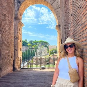 Meet your Posher, Rachel